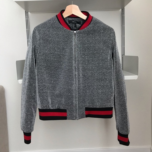Forever 21 Jackets & Blazers - SALE🌿Forever21 metallic varsity jacket